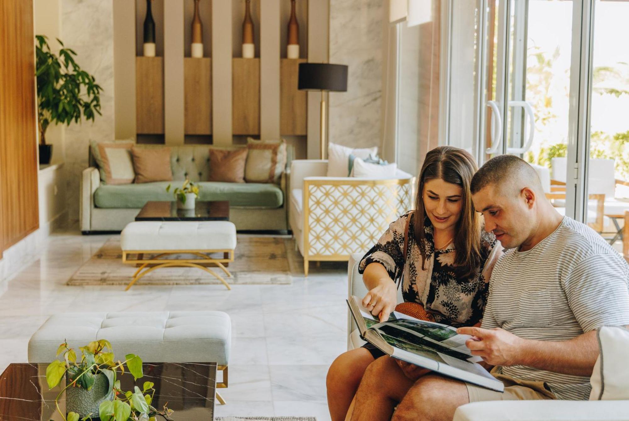 Hotel Corsica & Spa Калви Екстериор снимка