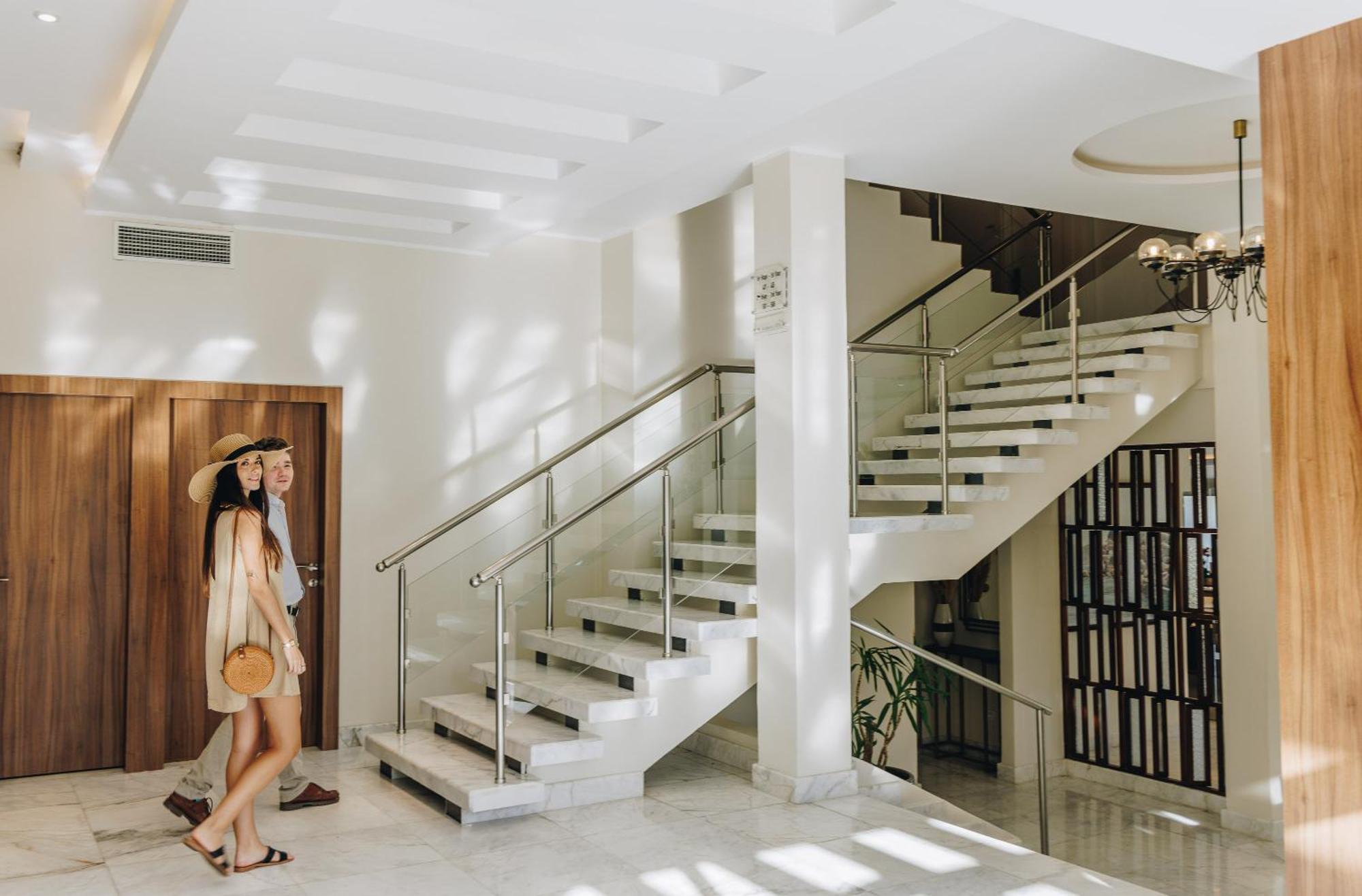 Hotel Corsica & Spa Калви Екстериор снимка
