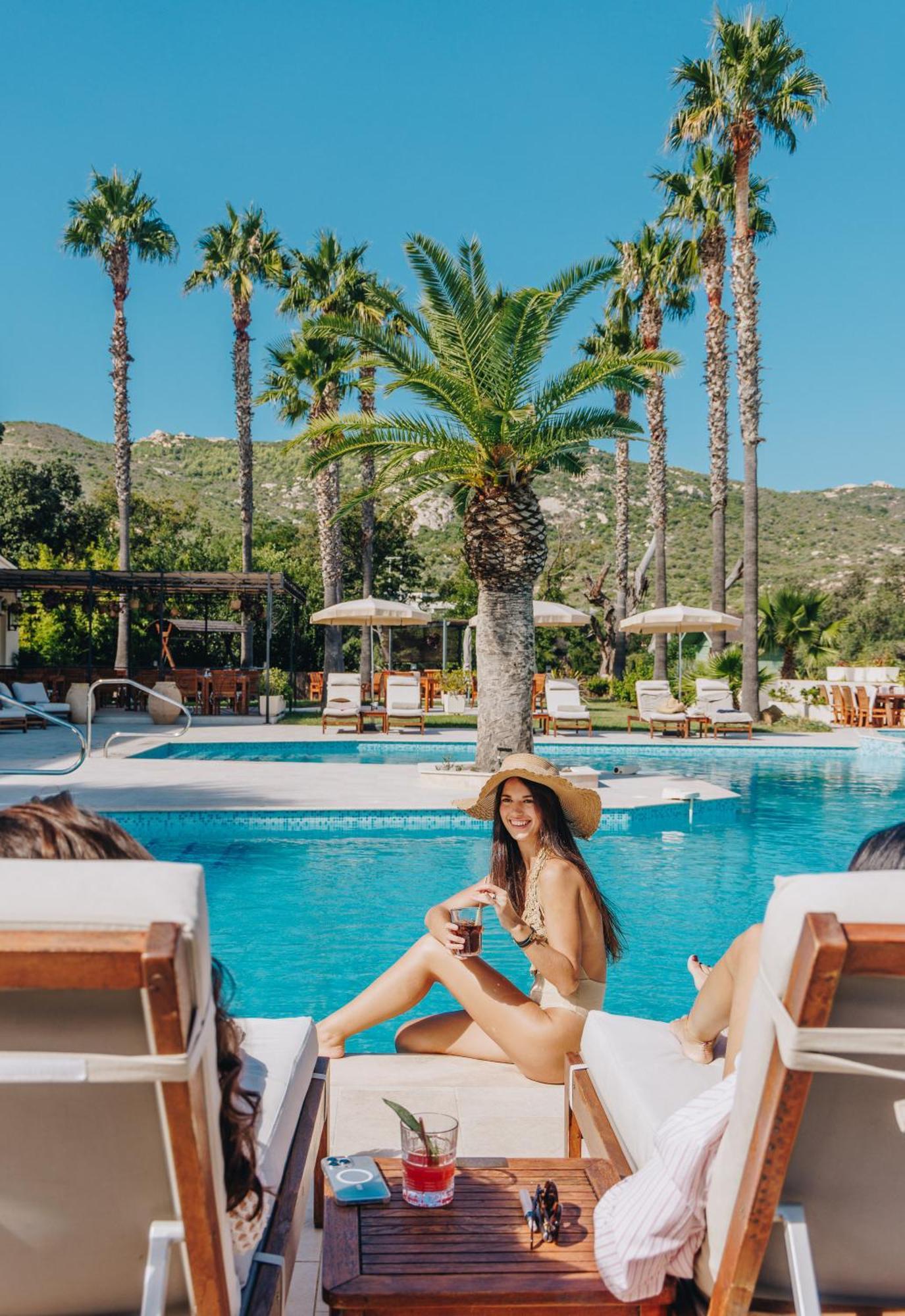 Hotel Corsica & Spa Калви Екстериор снимка