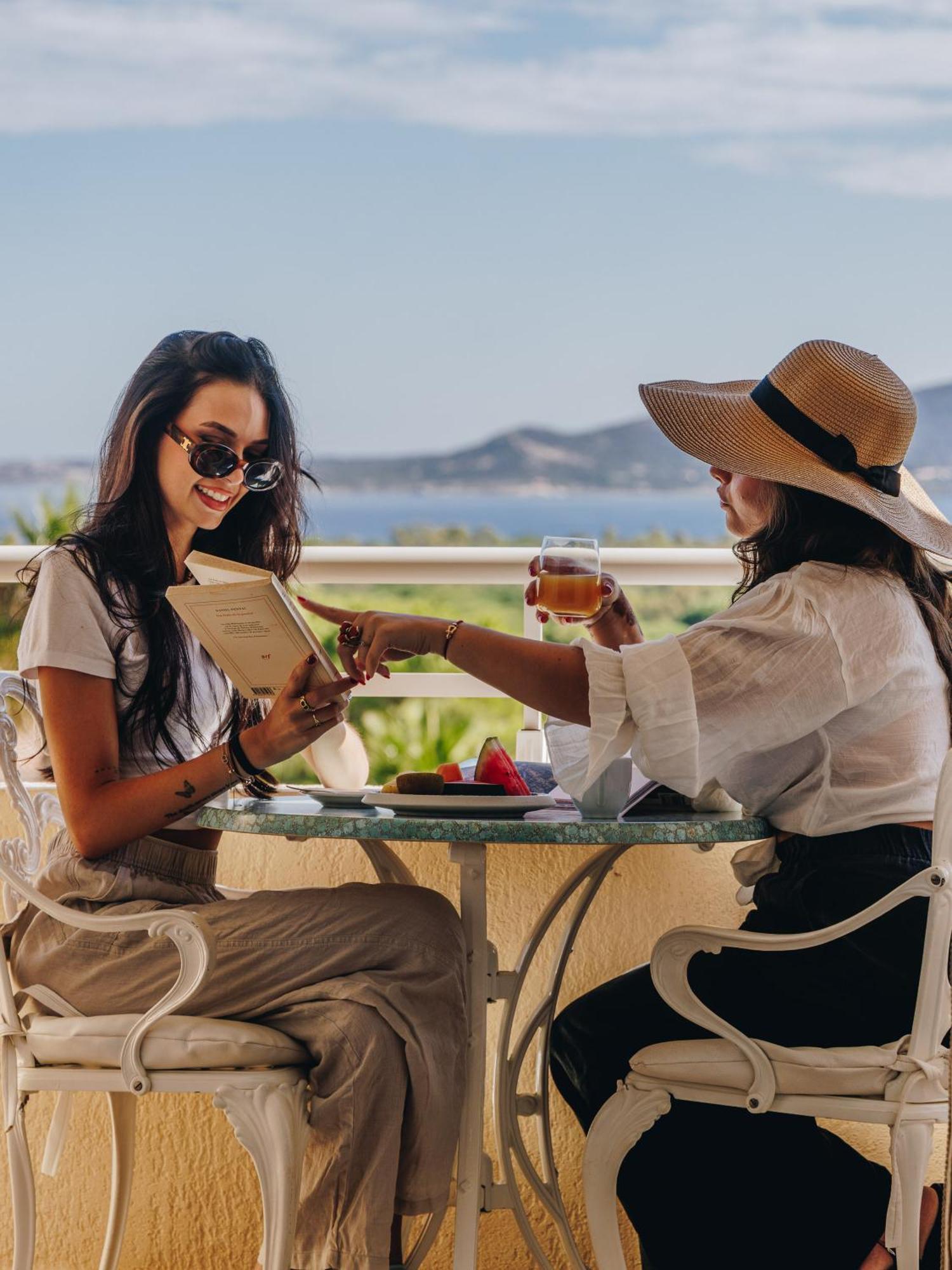 Hotel Corsica & Spa Калви Екстериор снимка