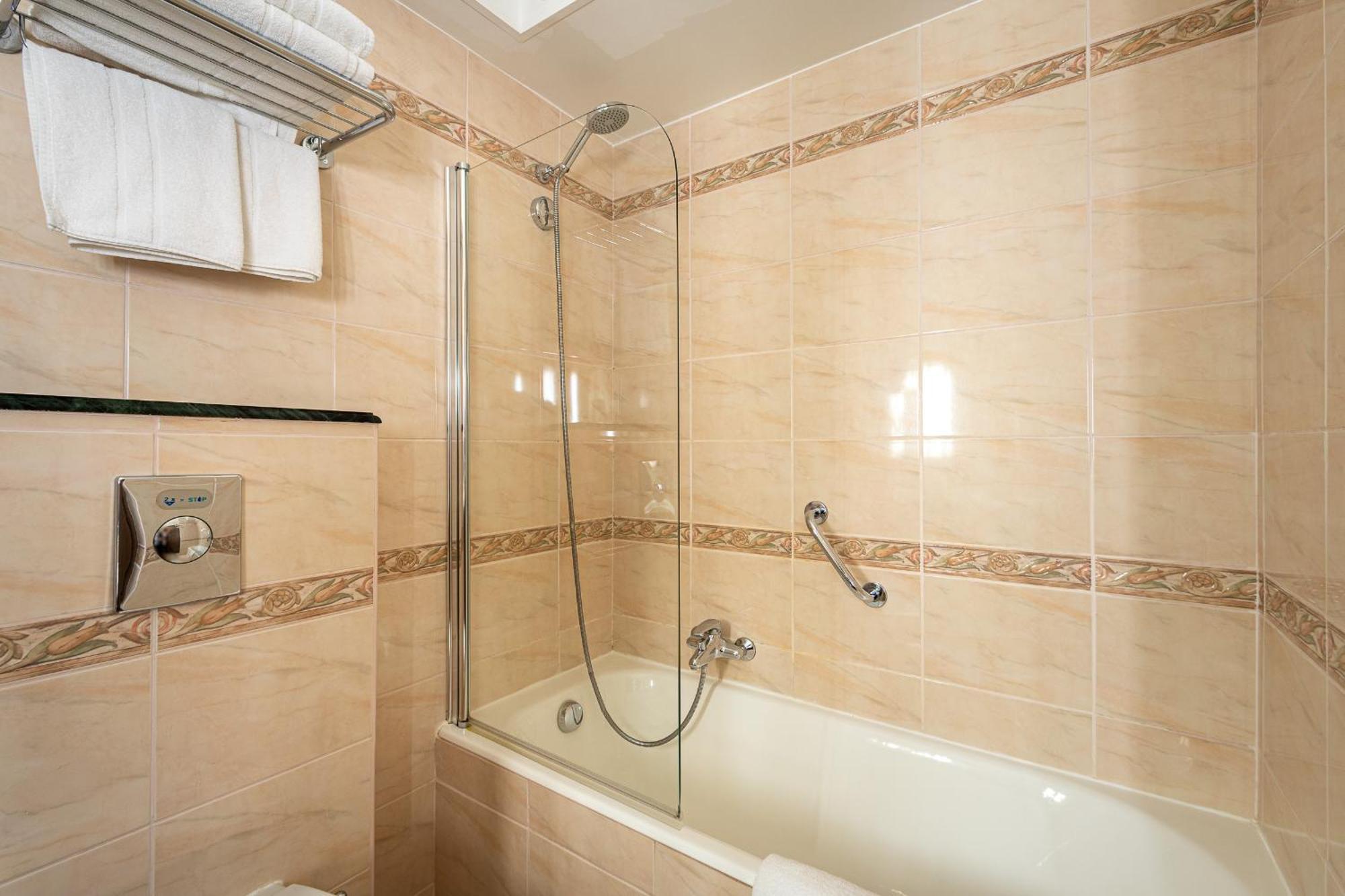 Hotel Corsica & Spa Калви Стая снимка